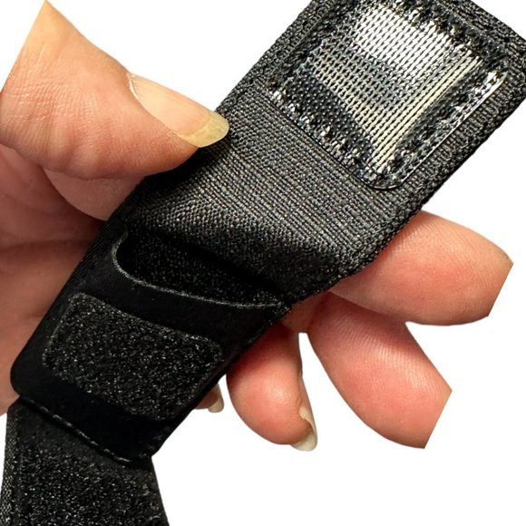 GRIFFIN SHOE POUCH - ULTRALIGHT REFLECTIVE (NEW) - Picture 9 of 11